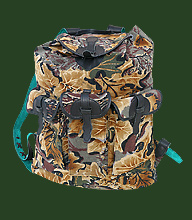 9102-1. Backpack with leather trim Forest